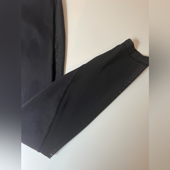 Lululemon Wunder Unders Size 8 full length - Picture 5 of 9